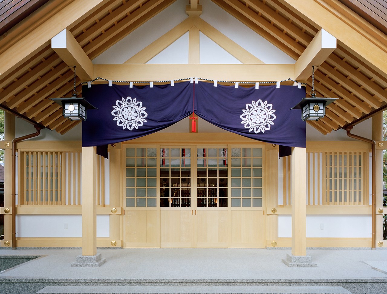 写真：安神社拝殿