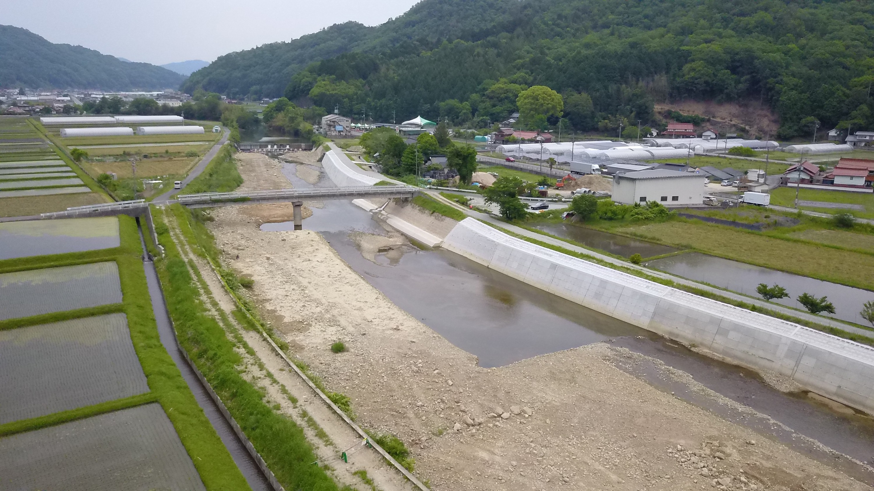 写真：一級河川太田川水系　三篠川　災害復旧助成工事（４－１工区）