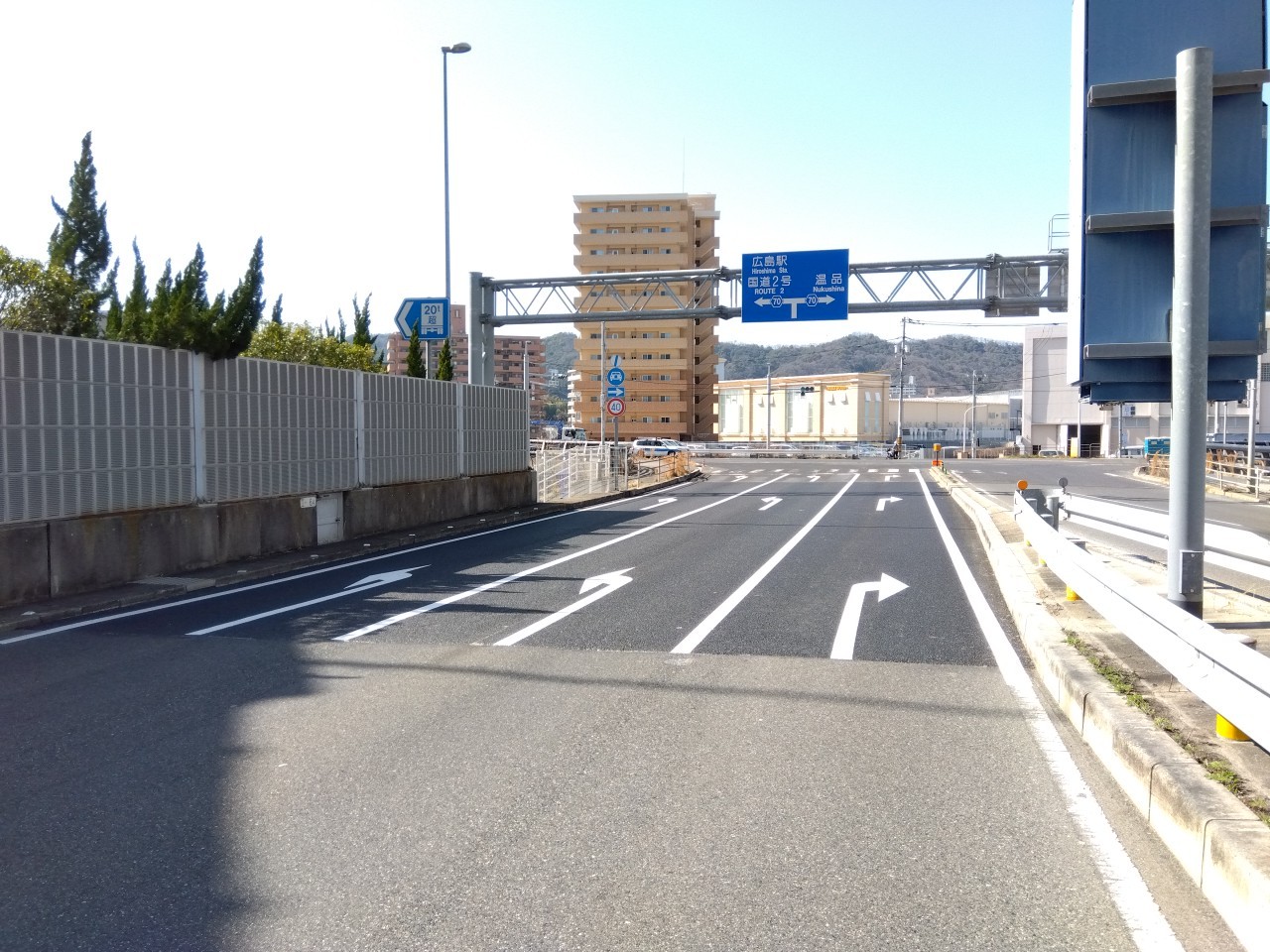 写真：令和４年度　広島高速１号線及び４号線舗装修繕工事