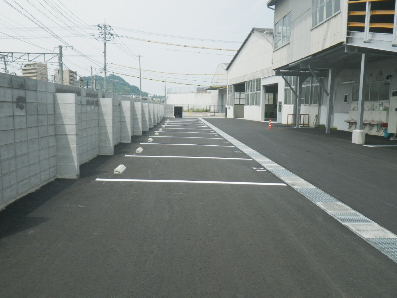 写真：構内敷地境界整備工事